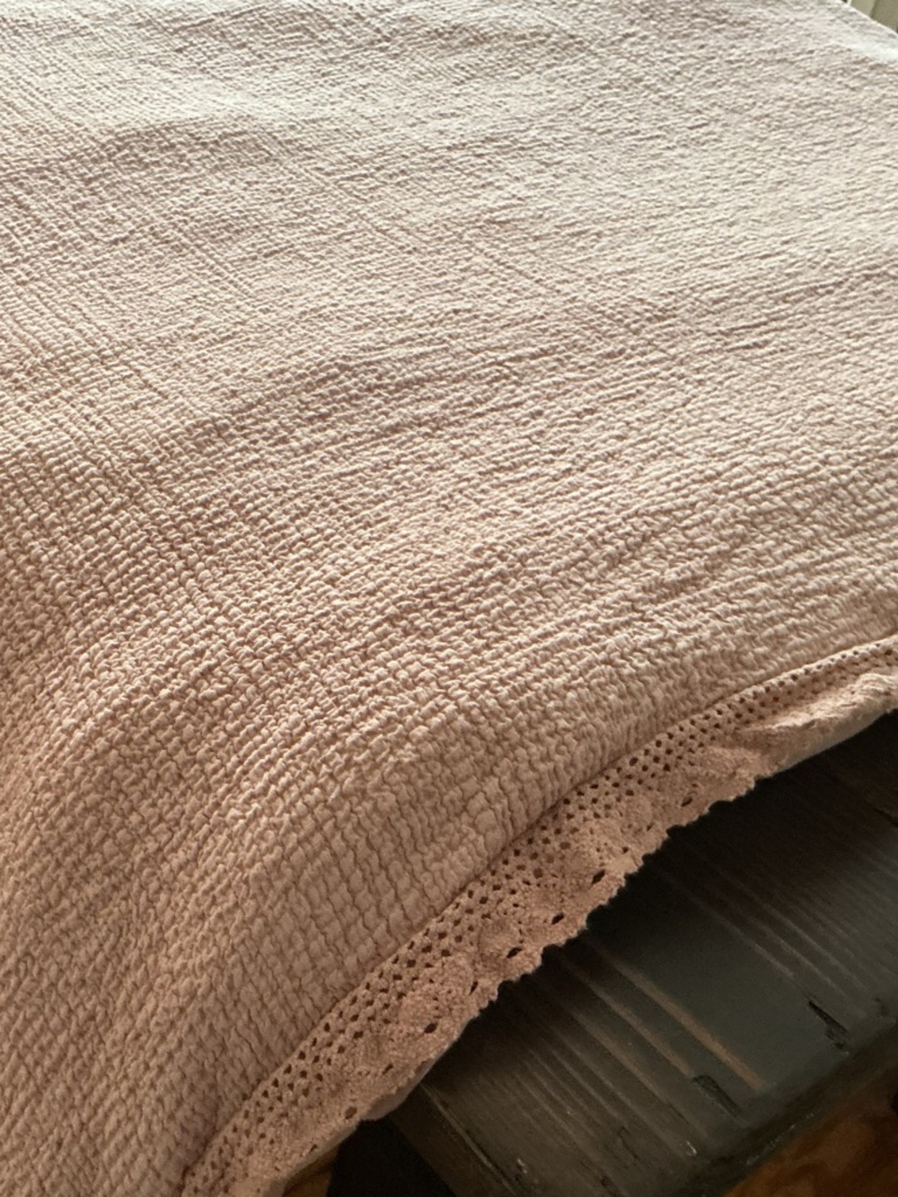 Chunky Cotton Waffle comforter w crochet trim - Picture 12 of 13